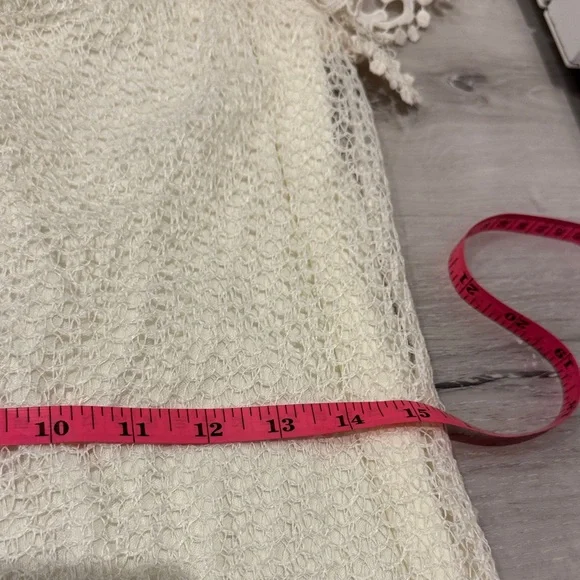 Flying Tomato NWT lined Cream Lace Midi Dress - Picture 7 of 8